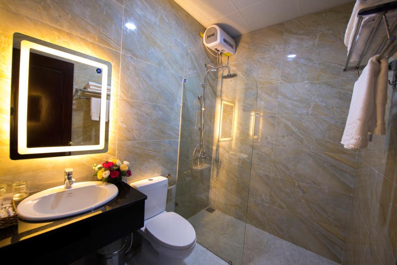 Dac Tin Luxury Hotel Tuy Hoa Bagian luar foto