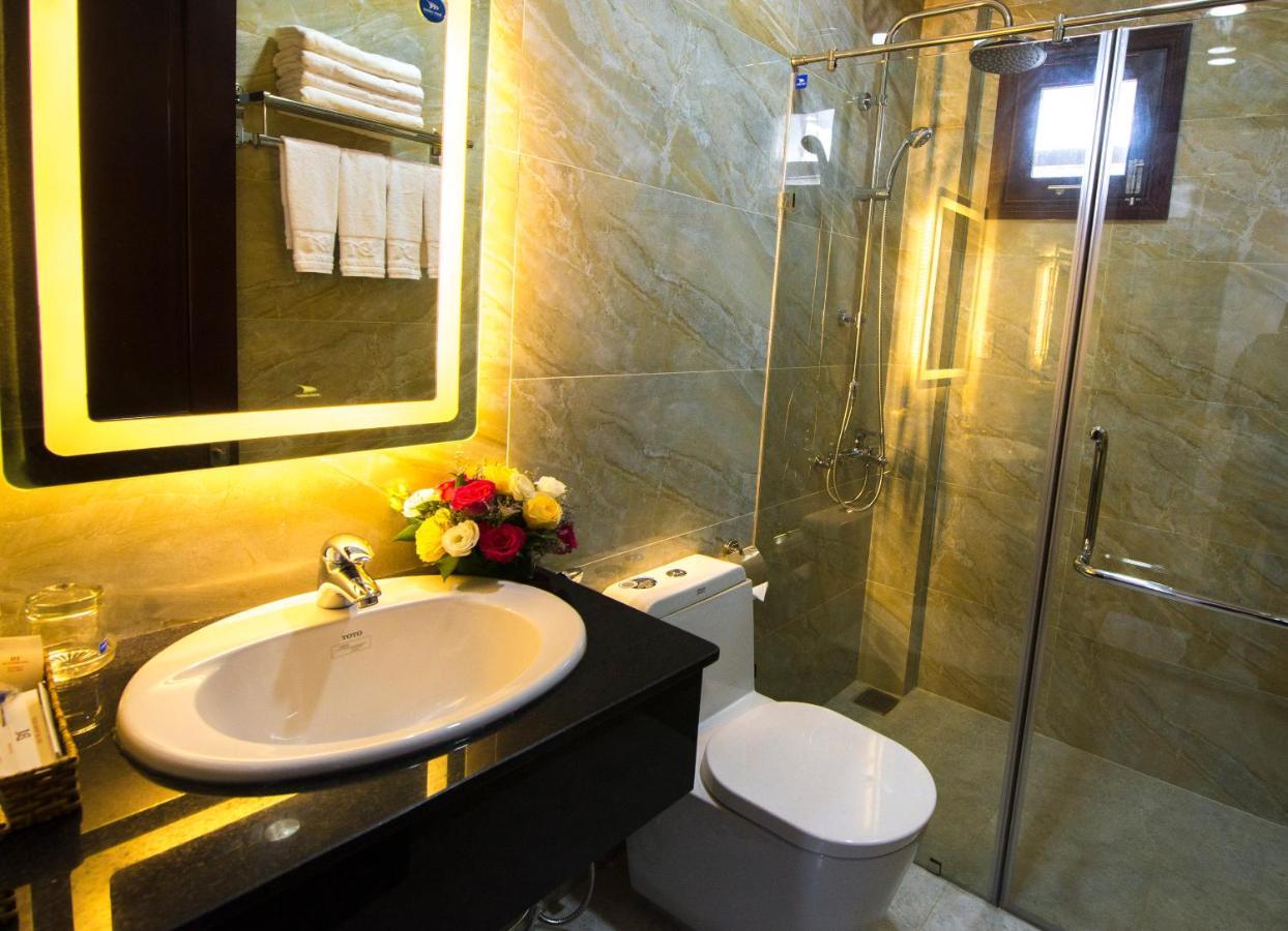 Dac Tin Luxury Hotel Tuy Hoa Bagian luar foto